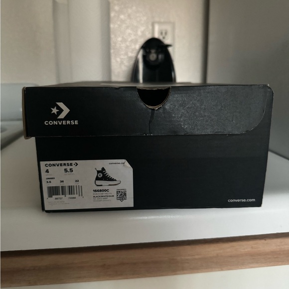 Converse women’s hike size 5.5 men’s 4 - Picture 9 of 9